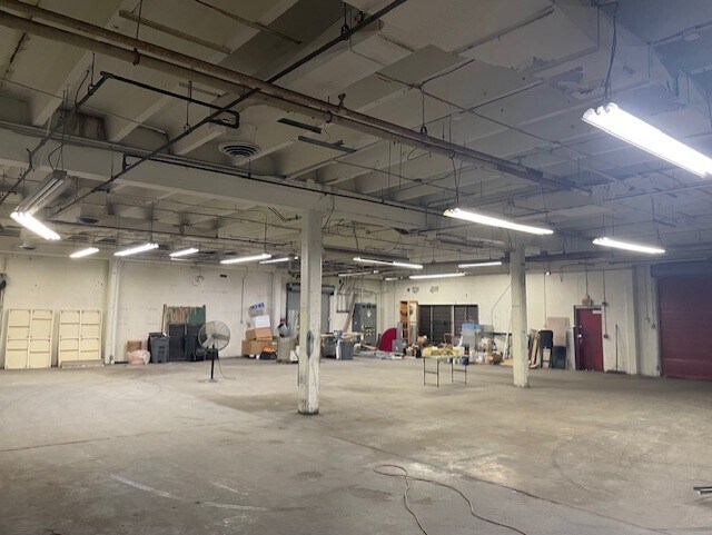 More Photos Of 4723-4725 Jefferson Davis Hwy, Richmond Warehouse For Sale