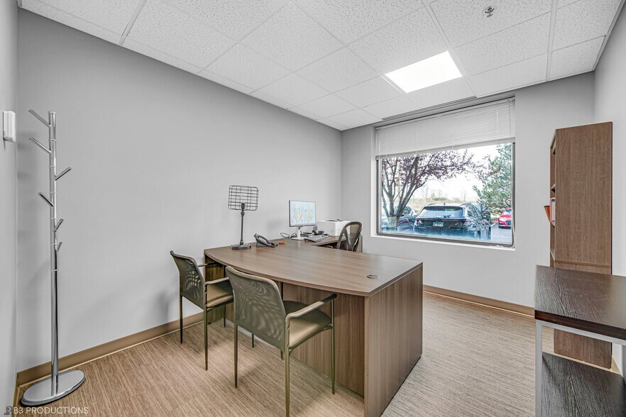 More Photos Of 18927 Hickory Creek Dr, Mokena Office For Lease