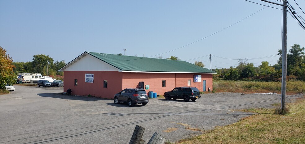 More Photos Of 6805 Martin St, Rome Service For Sale