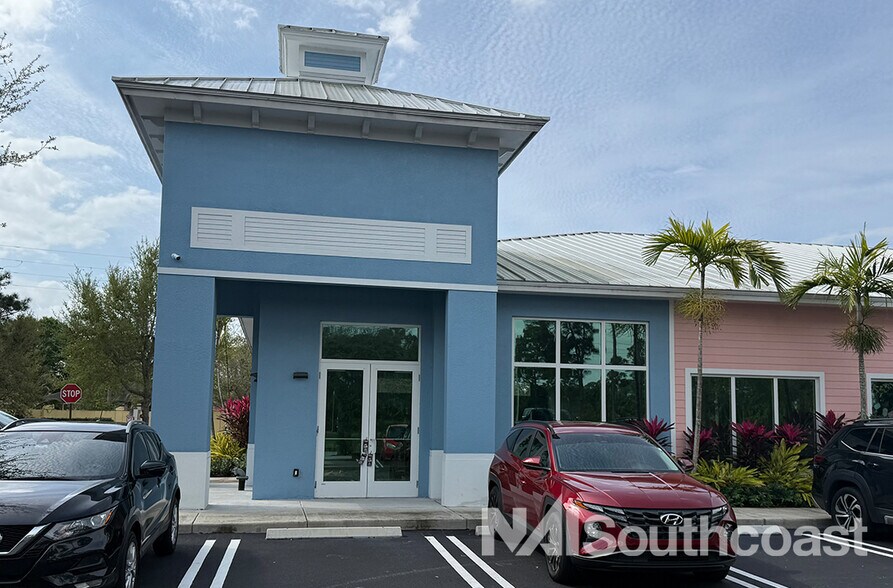 More Photos Of 1070 SW Gatlin Blvd, Port Saint Lucie Storefront Retail Office For Lease