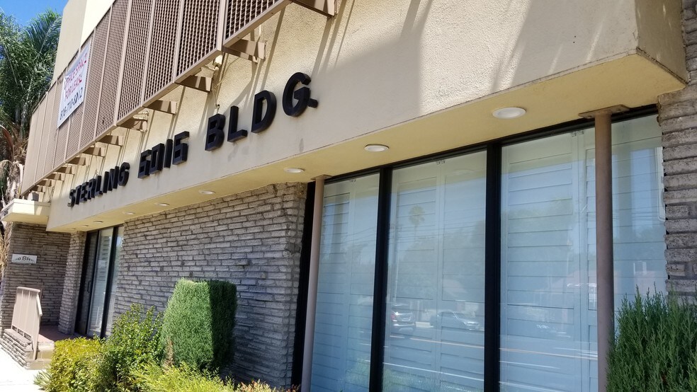 More Photos Of 6016 Fallbrook Ave, Woodland Hills Office For Lease