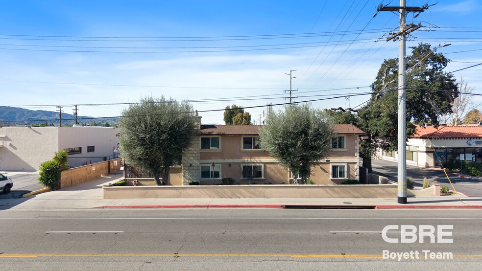 More Photos Of 26087 Bouquet Canyon Rd, Santa Clarita Multifamily For Sale