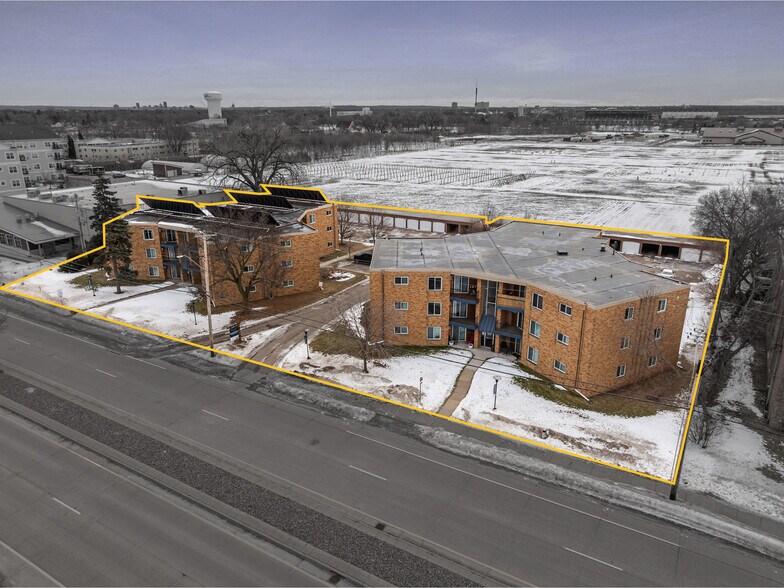 More Photos Of 1800 Larpenteur Ave W, Falcon Heights Apartments For Sale