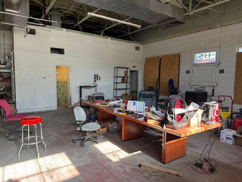 More Photos Of 115 S Grand Ave, Pueblo Industrial For Sale