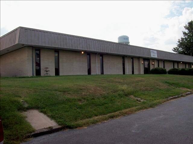 Primary Photo Of 1445 Main St, Martin Manufacturing For Sale