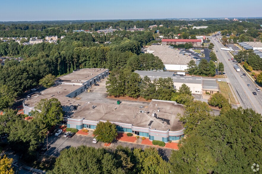 More Photos Of 100 Pinnacle Way, Norcross Distribution For Lease