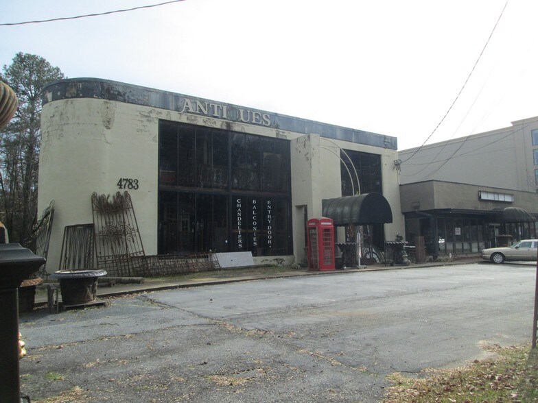 More Photos Of 4783 Peachtree Rd, Atlanta Freestanding For Sale