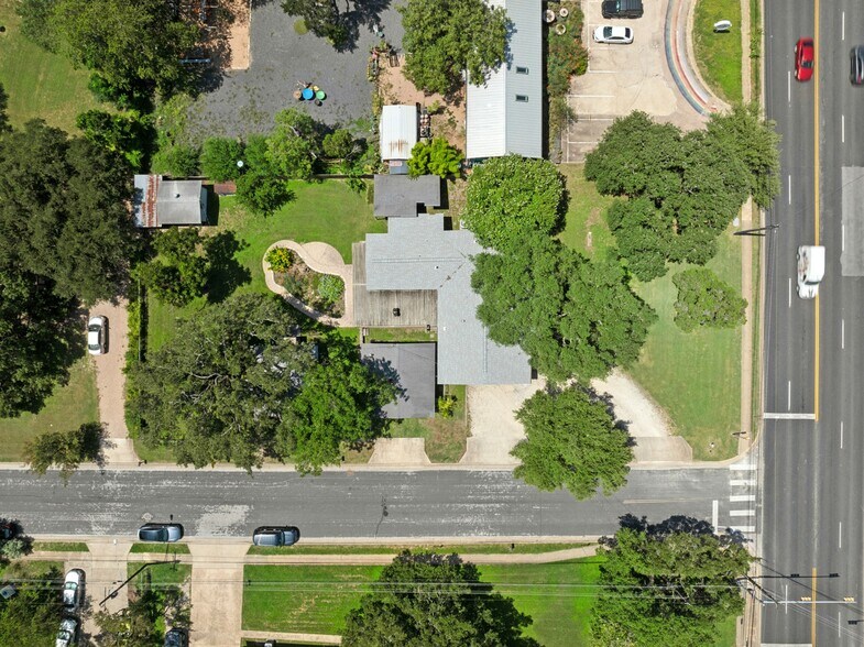 More Photos Of 6401 Menchaca Rd, Austin Flex For Sale