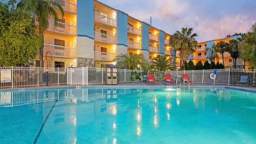 More Photos Of 5859 American Way, Orlando Hotel For Sale