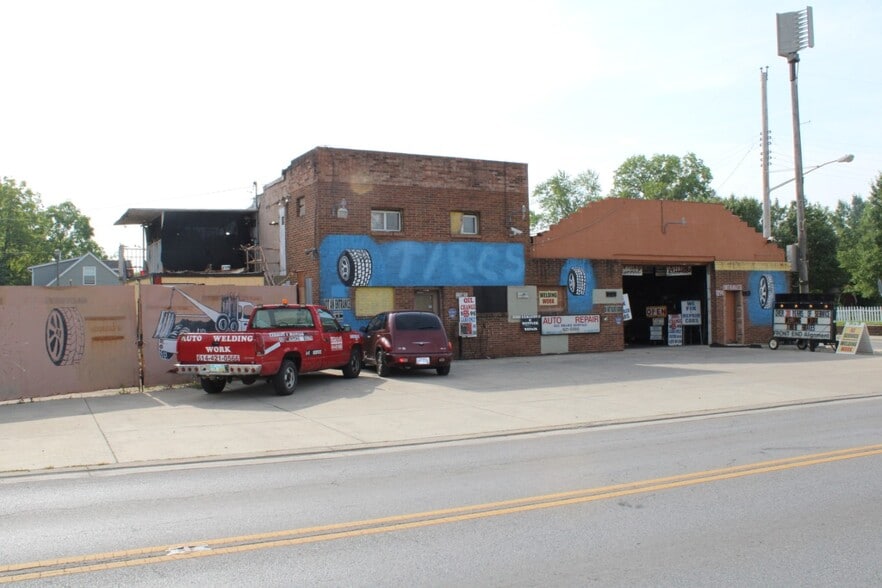 More Photos Of 1394 Joyce Ave, Columbus Flex For Sale