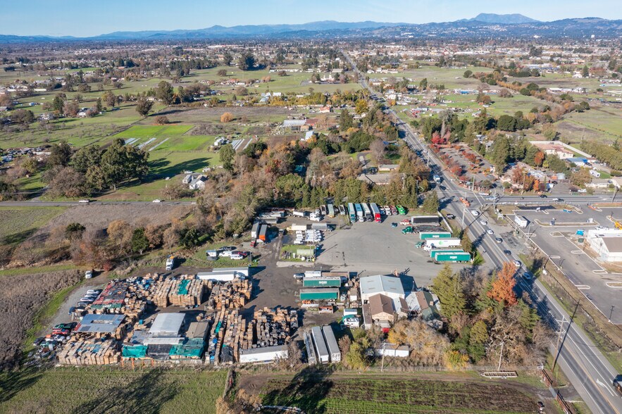 More Photos Of 3809 Stony Point Rd, Santa Rosa Service For Sale