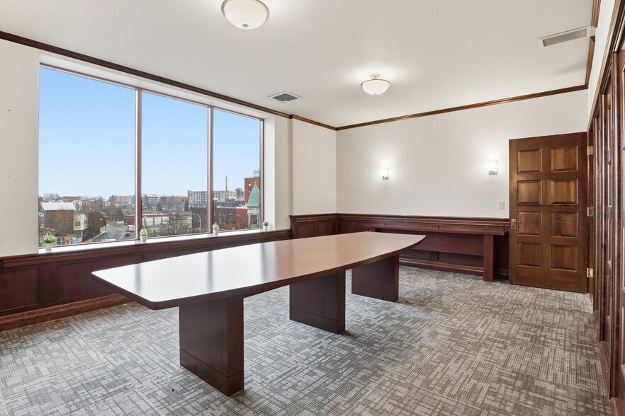 More Photos Of 11 Summer St, Buffalo Medical For Sale