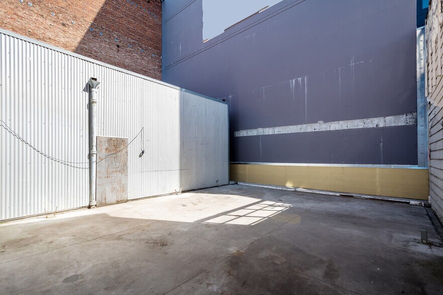 More Photos Of 543-545 2nd St, San Francisco Flex For Lease