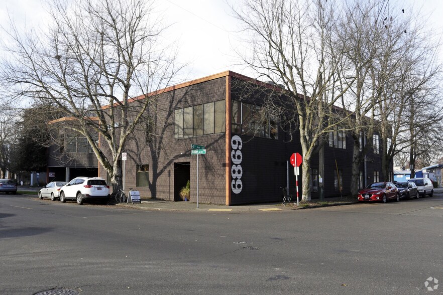 Primary Photo Of 6869 Woodlawn Ave NE, Seattle Office For Lease