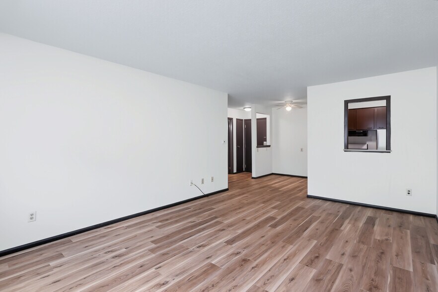 More Photos Of 765-791 Russell Rd, Waterloo Apartments For Sale