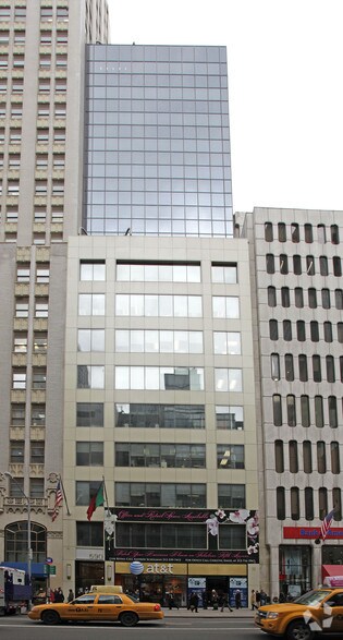 More Photos Of 590 Fifth Ave, New York Office For Lease