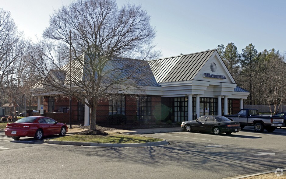 More Photos Of 81 S Airport Dr, Highland Springs Bank For Sale