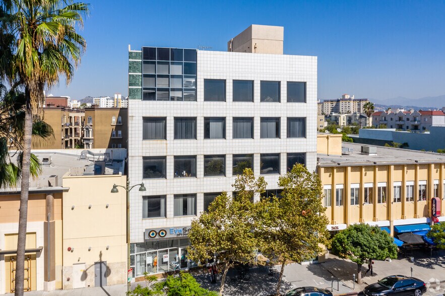 More Photos Of 5657 Wilshire Blvd, Los Angeles Office For Lease