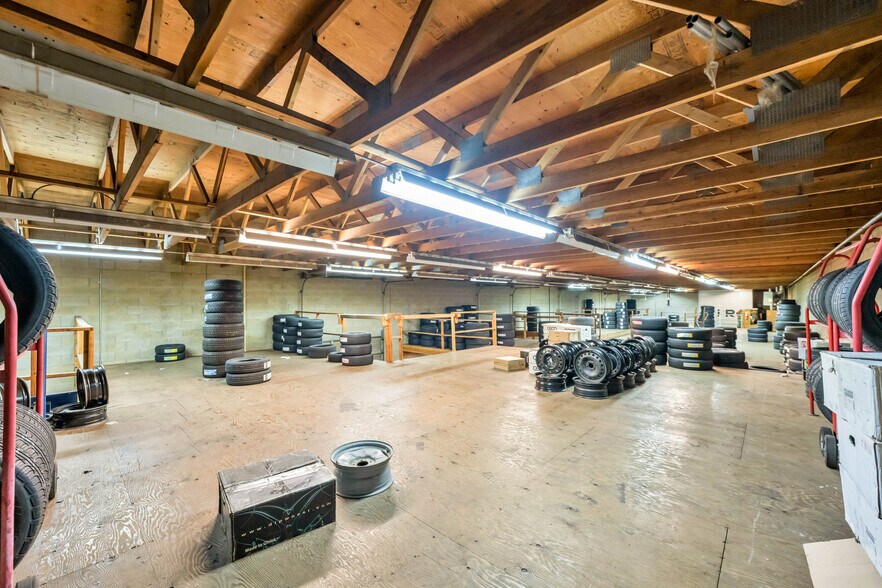 More Photos Of 20010 Industrial Av, Langley Warehouse For Sale