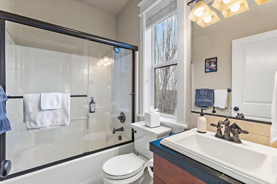 More Photos Of 9414 SE Causey Ave, Happy Valley Apartments For Sale