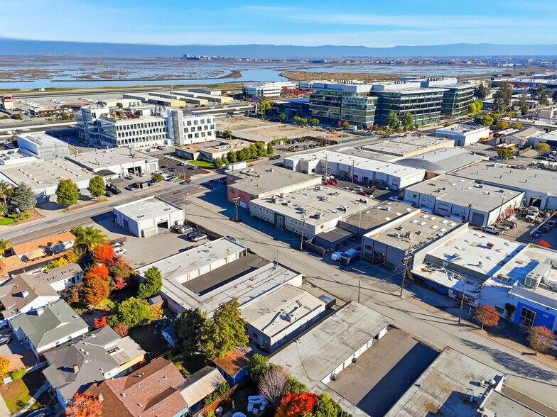 More Photos Of 932-934 Terminal Way, San Carlos Storefront Retail Office For Sale