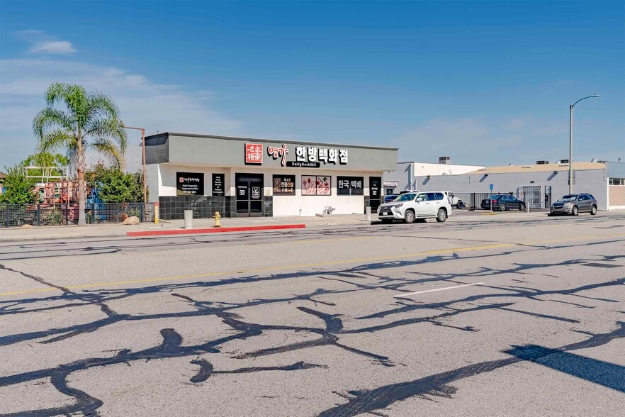 More Photos Of 8401 Commonwealth Ave, Buena Park General Retail For Sale