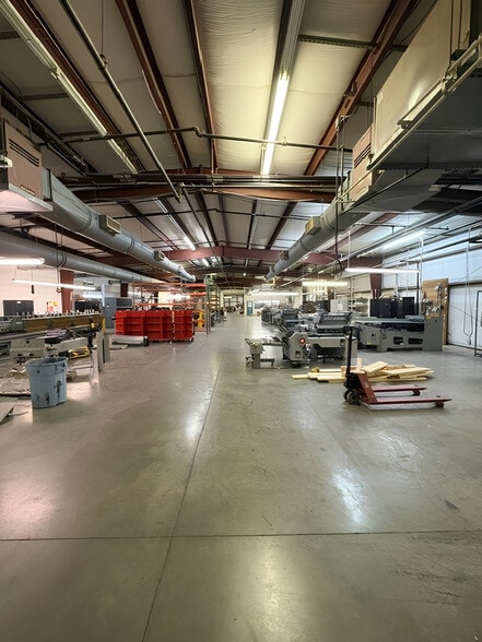 More Photos Of 521 Research Rd, Richmond Light Manufacturing For Sale