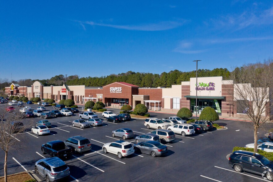More Photos Of 945 N Point Dr, Alpharetta Storefront For Sale