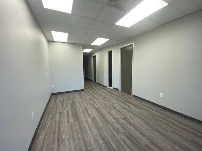 More Photos Of 1400 S Marietta Pky SE, Marietta Warehouse For Lease