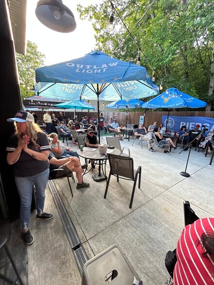 More Photos Of 4040 State Road 46 E, Nashville Restaurant For Sale