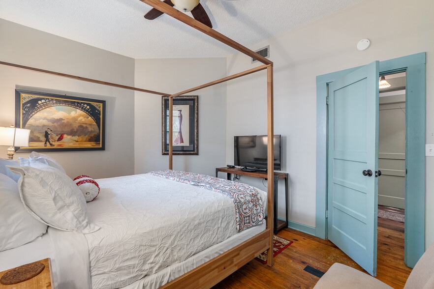 More Photos Of 44 Spanish St, Saint Augustine Hotel For Sale