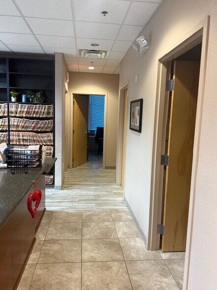 More Photos Of 6150 Metrowest Blvd, Orlando Medical For Lease