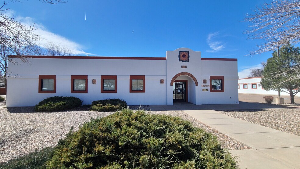 Primary Photo Of 916 Indiana Ave, Pueblo Medical For Sale