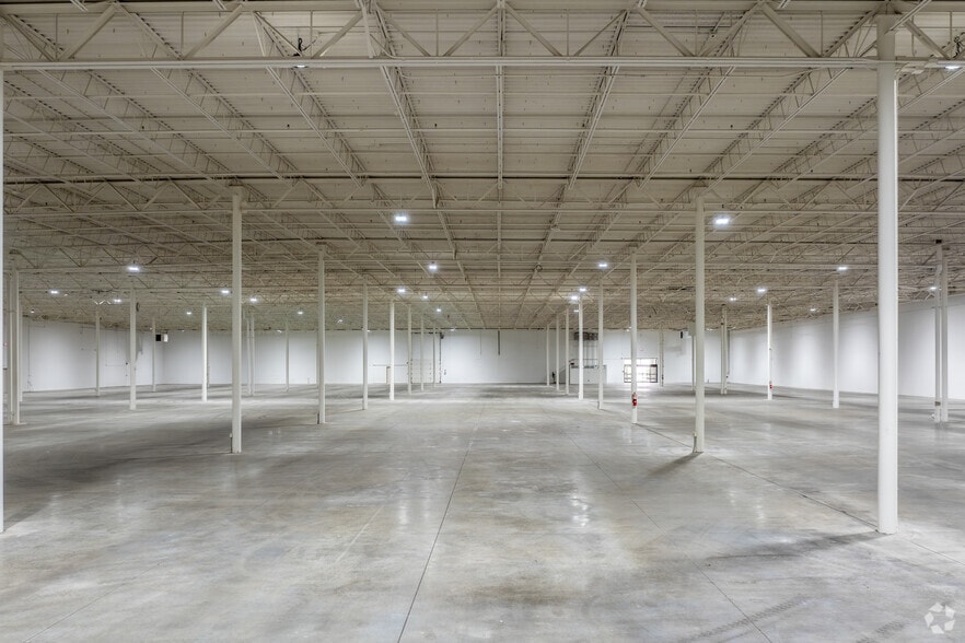 More Photos Of 3201 N Ridge Rd E, Ashtabula Freestanding For Sale