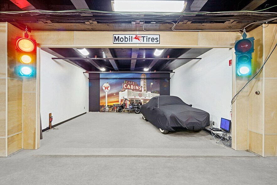 More Photos Of 933 Market St, Tacoma Storefront For Sale