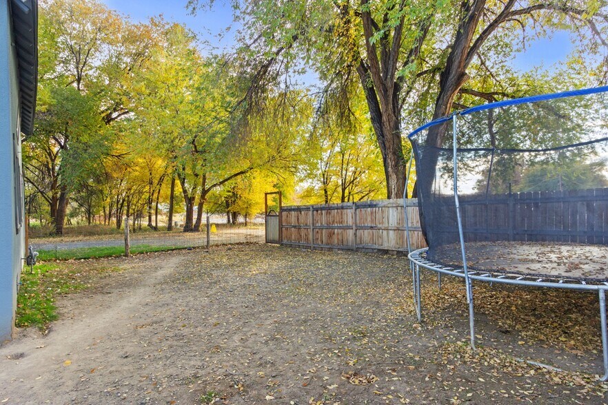 More Photos Of 701 Highway 50, Delta Office For Sale