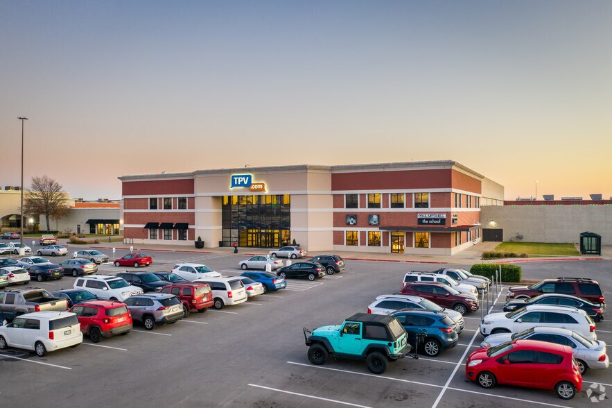 Primary Photo Of 14002 E 21st St, Tulsa Unknown For Lease