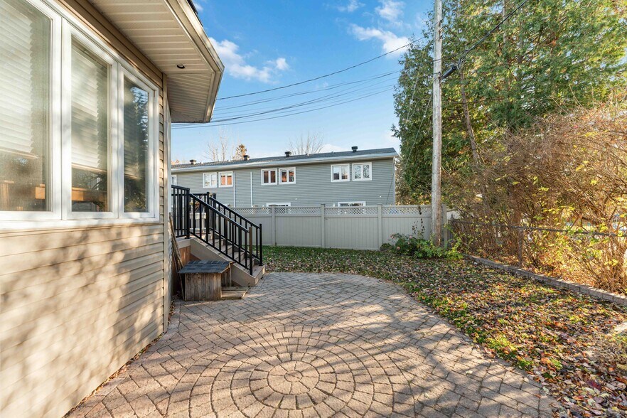 More Photos Of 732 Morin St, Ottawa Apartments For Sale