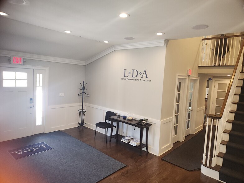 More Photos Of 410 E Main St, Centerport Office Residential For Sale