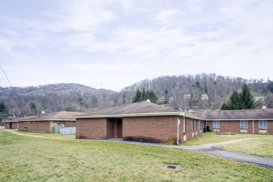 More Photos Of 18 4th St, Richwood Skilled Nursing Facility For Sale