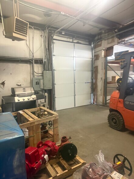 More Photos Of 6702 Central Avenue Pike, Knoxville Industrial For Lease