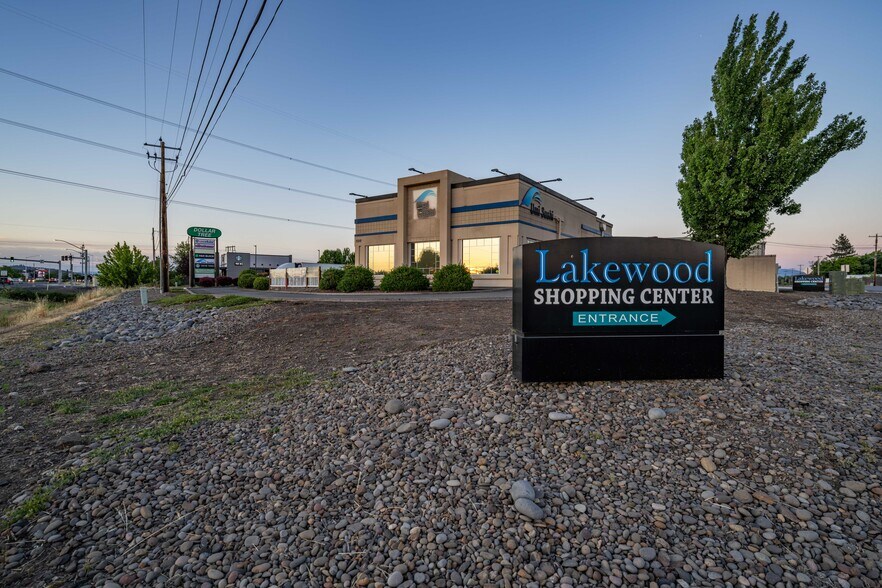 More Photos Of 7338 Crater Lake Hwy, White City Freestanding For Sale