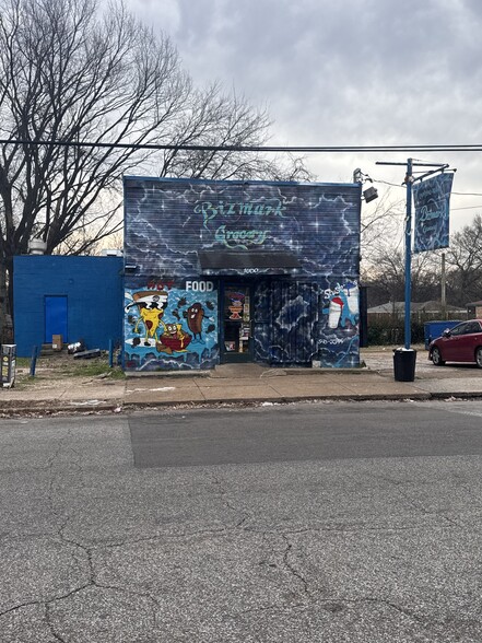 Primary Photo Of 1680 bismarck memphis tn 38109, Memphis Convenience Store For Sale