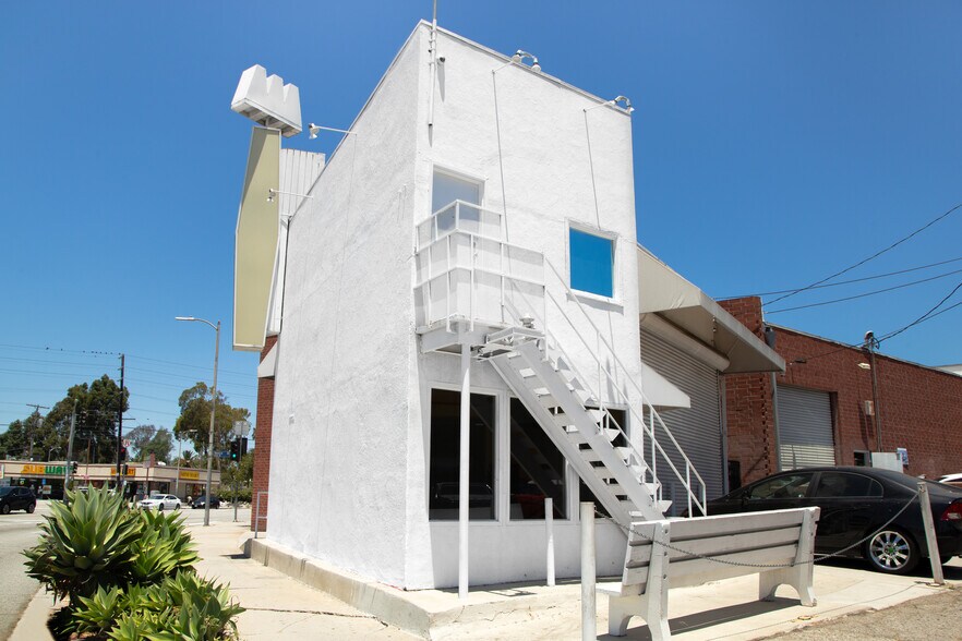 More Photos Of 2600 S La Cienega Blvd, Los Angeles Storefront Retail Office For Lease