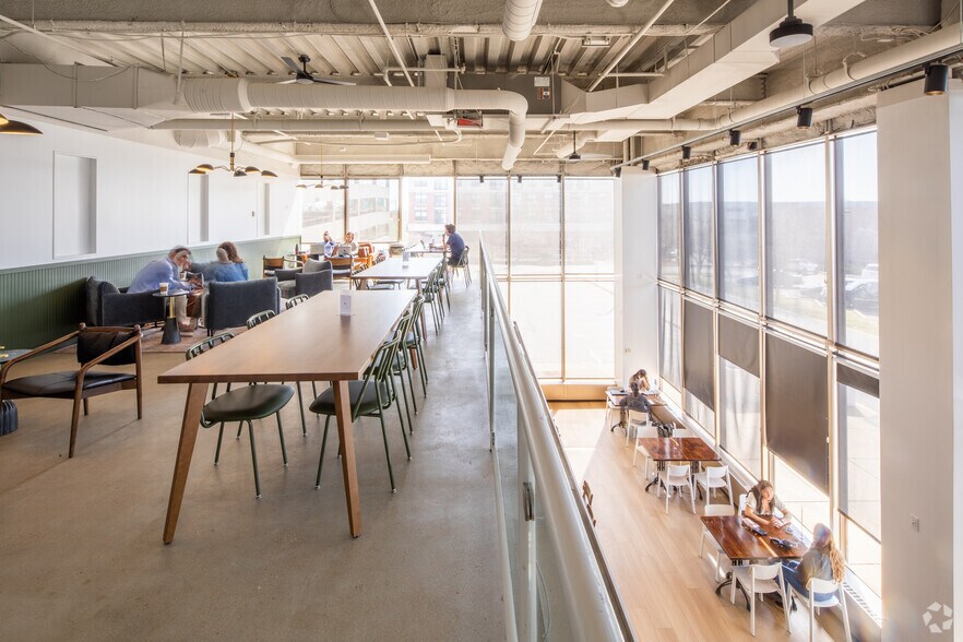 More Photos Of 1034 S Brentwood Blvd, Clayton Coworking Space