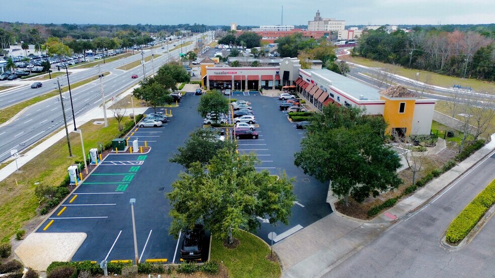 More Photos Of 601 Lake Minnie Dr, Sanford Unknown For Lease