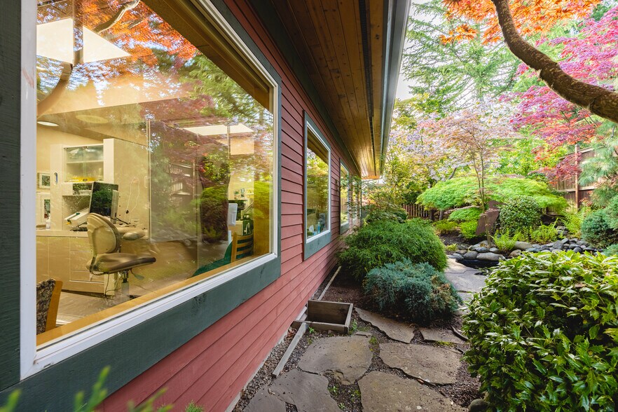 More Photos Of 3136 Squalicum Pky, Bellingham Medical For Sale