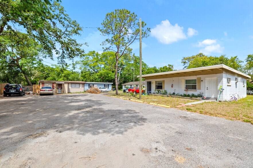 More Photos Of 11720 N 15th St, Tampa Apartments For Sale