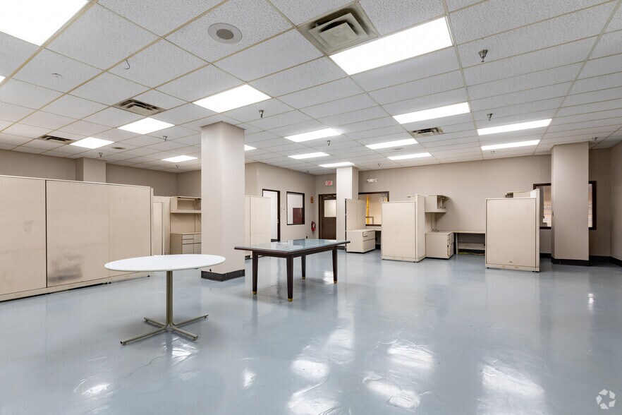 More Photos Of 201 Brandon St, Auburn Warehouse For Lease