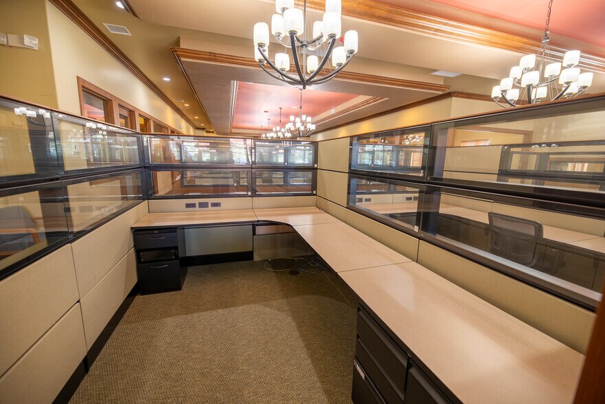 More Photos Of 2420 Brunello Trace, Lutz Office For Sale